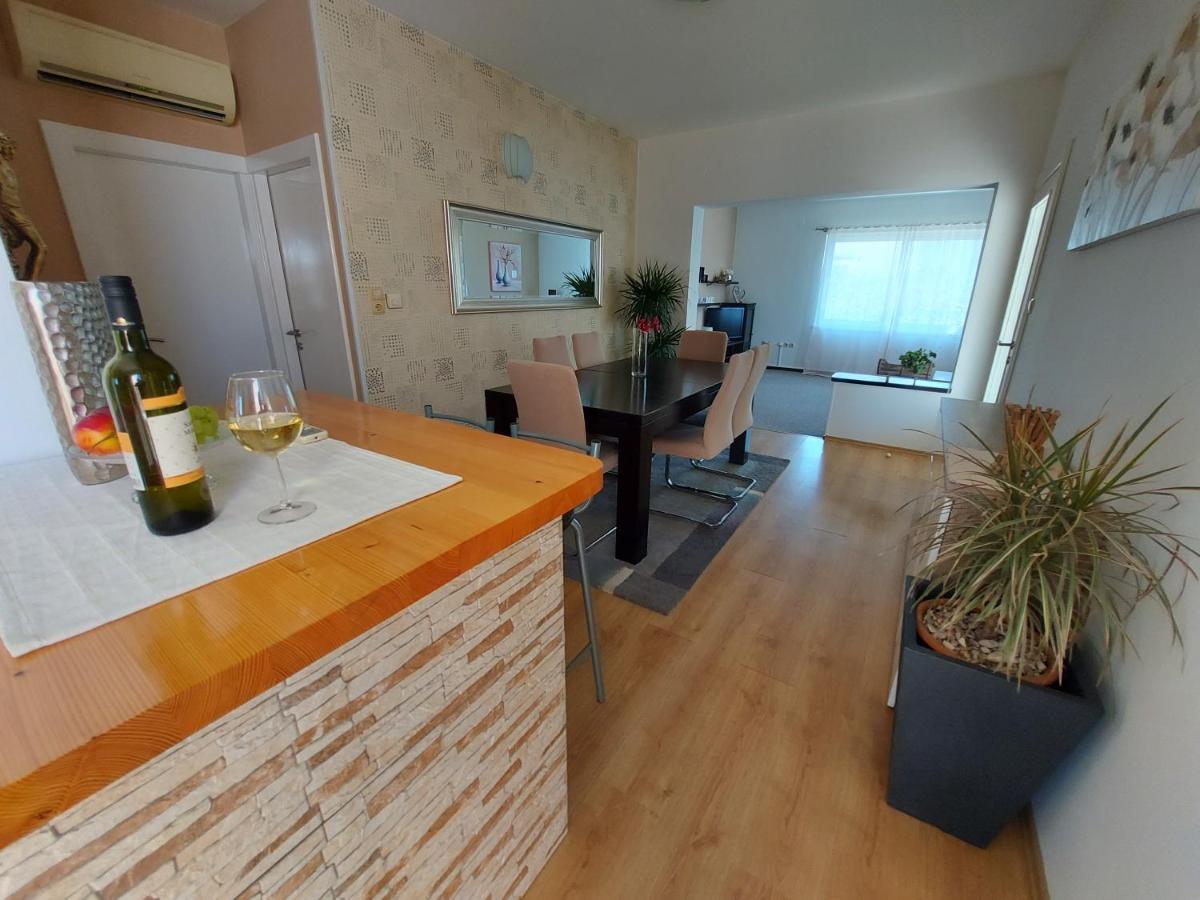 Apartman Larisa Διαμέρισμα Kampor Εξωτερικό φωτογραφία